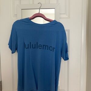 lululemon athletica Blue Short Sleeve Tee